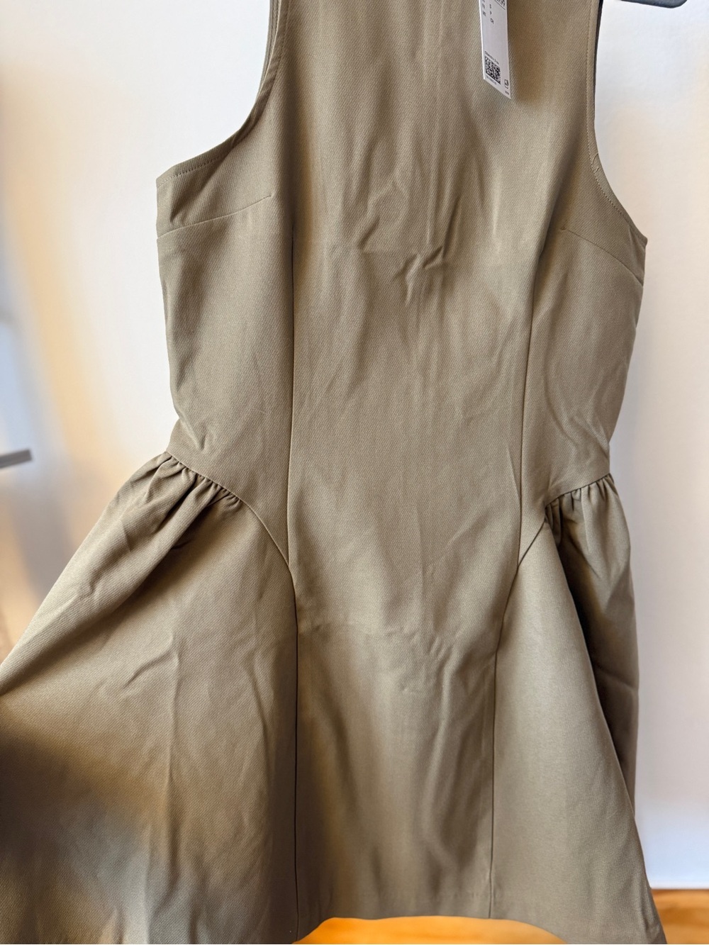 NWT Olive Green Sleeveless Fit-and-Flare Dress - Picture 5 of 5
